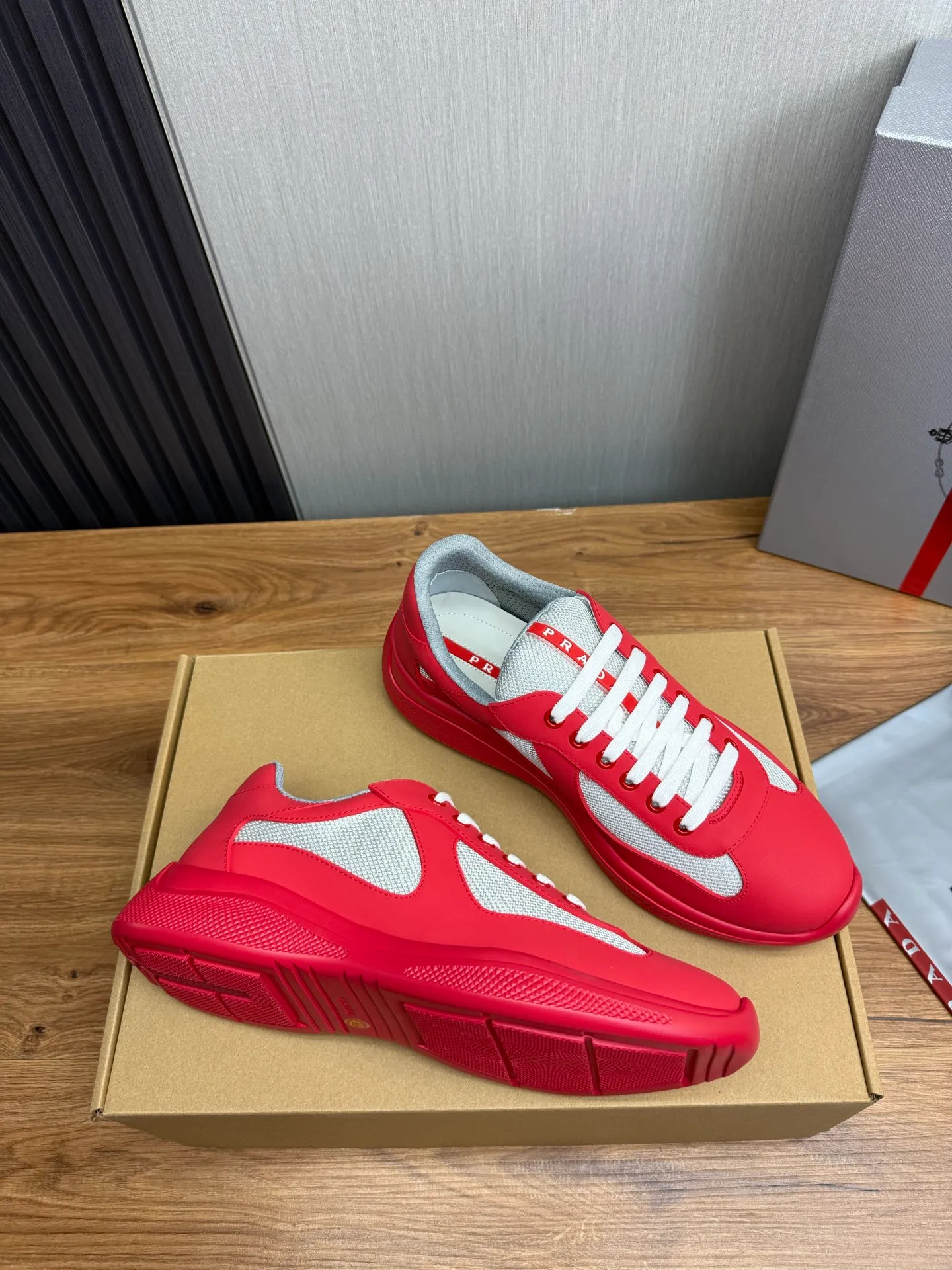 Men's shoes 640💰 [PRADA] Hot selling items🔥Must be recommended every day~~ Official website synchronized, 1:1 high quality shipments✔️ Imported cowhide fabric, rubber material + cowhide lining, original bottom, high-end airplane box packaging🎁 38-45 (38.45 custom-made, non-returnable)